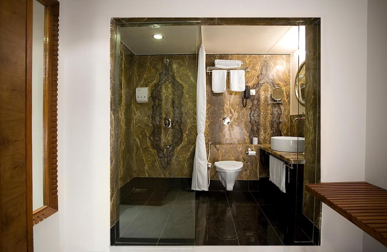 Hotel Jewel Of Chembur Bombay Camera foto