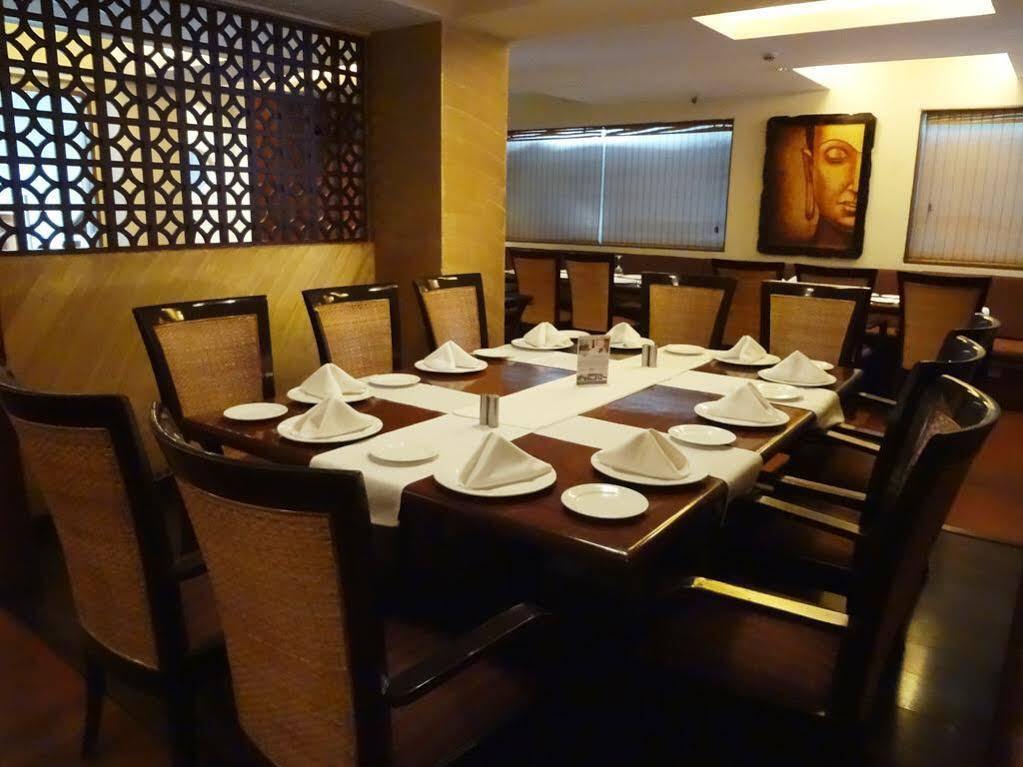 Hotel Jewel Of Chembur Bombay Esterno foto