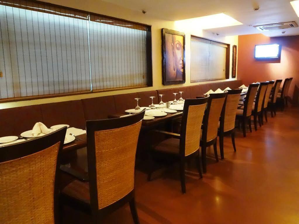 Hotel Jewel Of Chembur Bombay Esterno foto